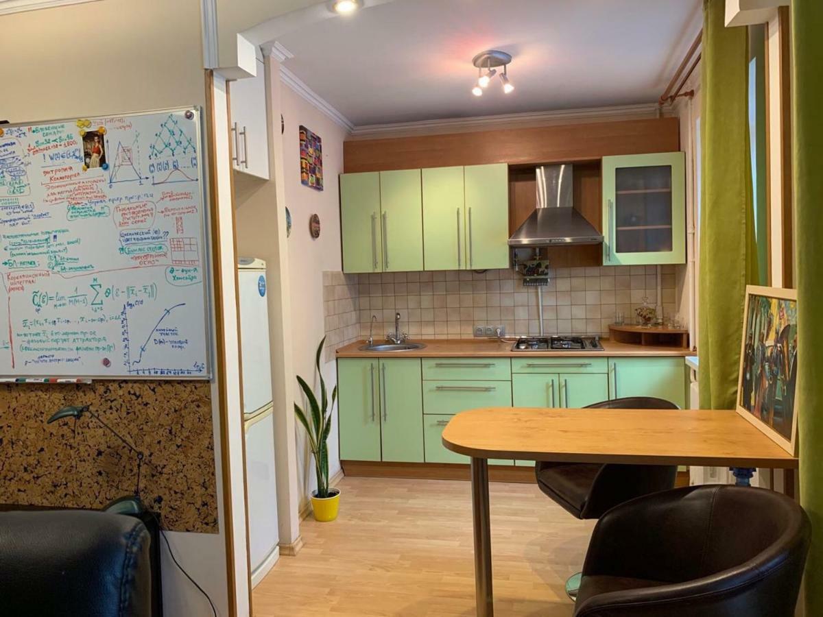 Iq-Room Black Sea Studio Apartment Odessa Ua Exterior photo